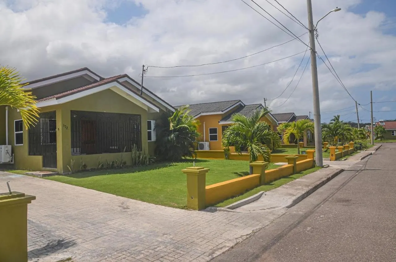 Twin Peak Cottage Mammee Bay Semesterbostad